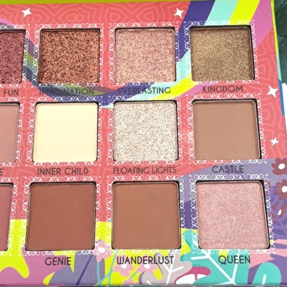 J.Cat Beauty Fantasy Dreamland Eyeshadow Palette. Warm colors eyeshadow Palette. - Picture 7 of 7